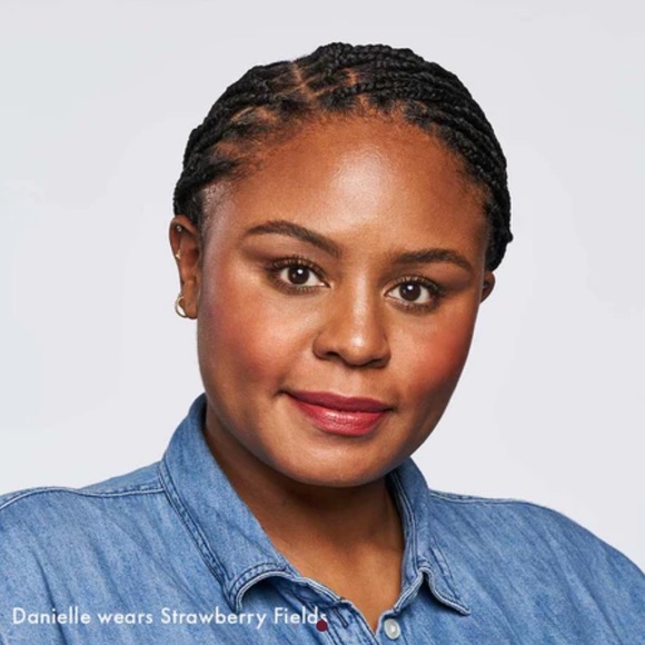 🍓Wander Beauty On-the-Glow Blush and Illuminator - STRAWBERRY FIELDS - Picture 8 of 12